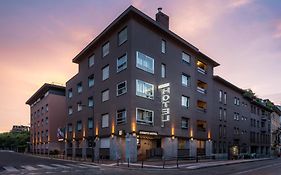 Hotel Crivi'S